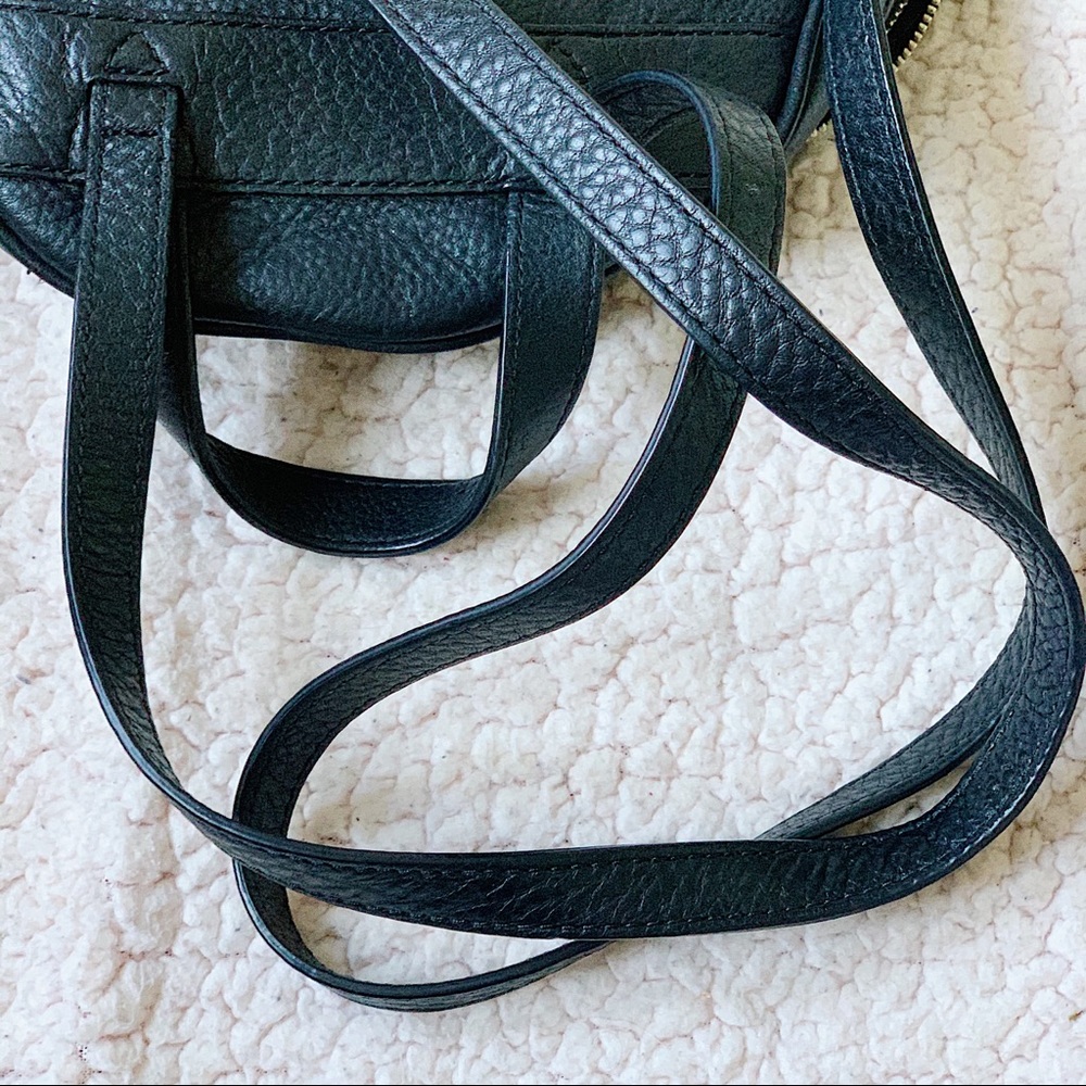 🚫SOLD🚫 MICHAEL KORS Black Rhea Medium Backpack - Picture 6 of 8